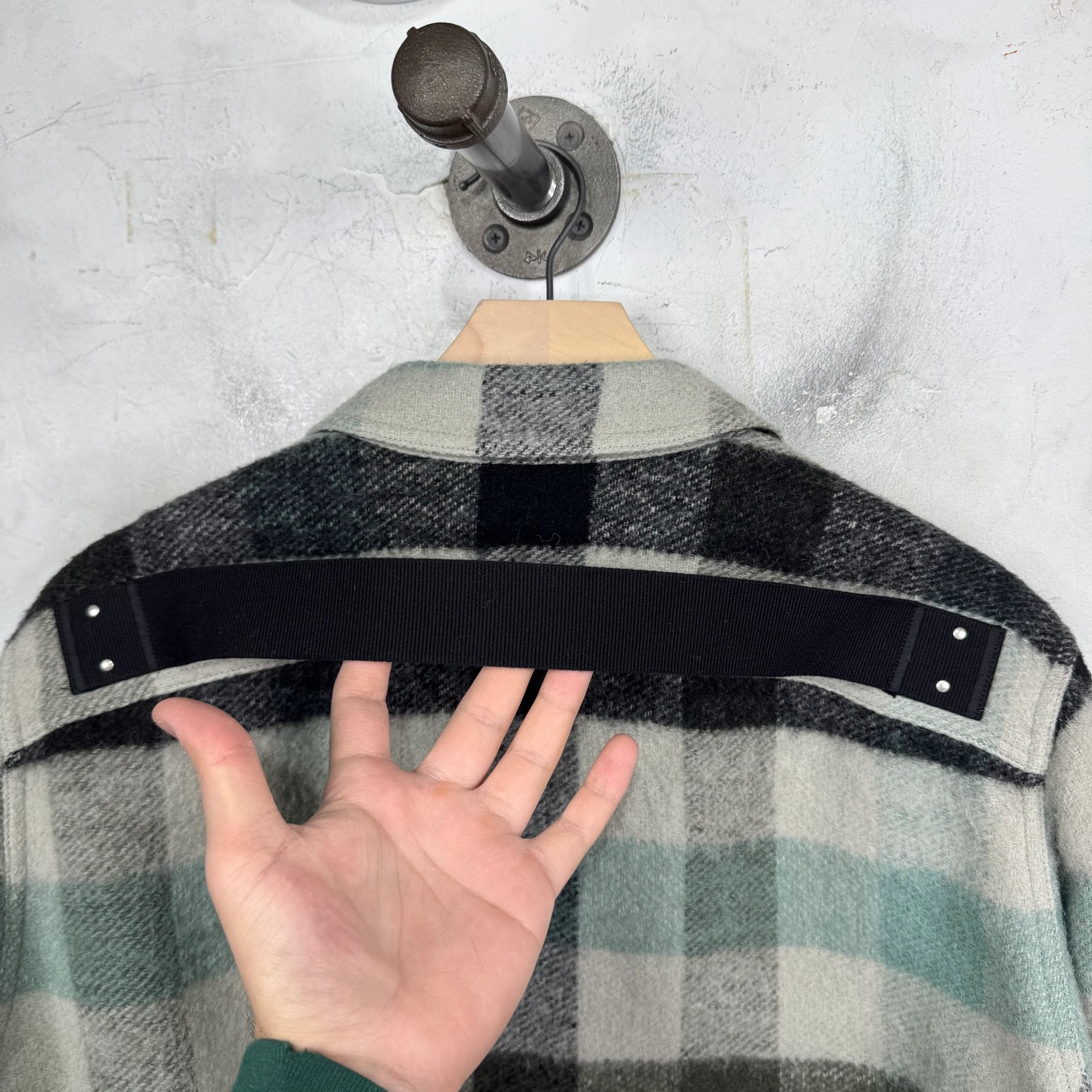 Thumb 5